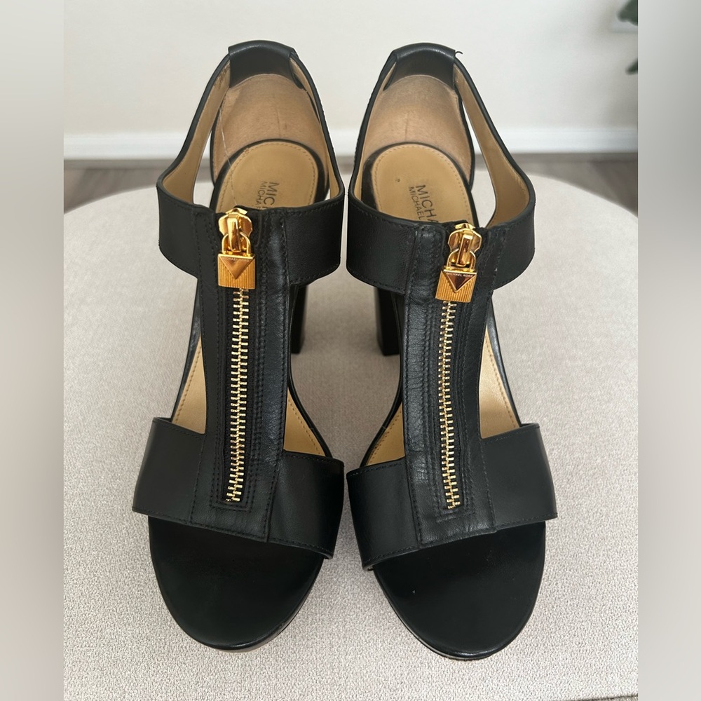 MICHAEL Michael Kors block heel, black leather sandals